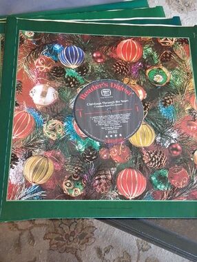 READER'S DIGEST CHRISTMAS THROUGH THE YEARS RECORDS